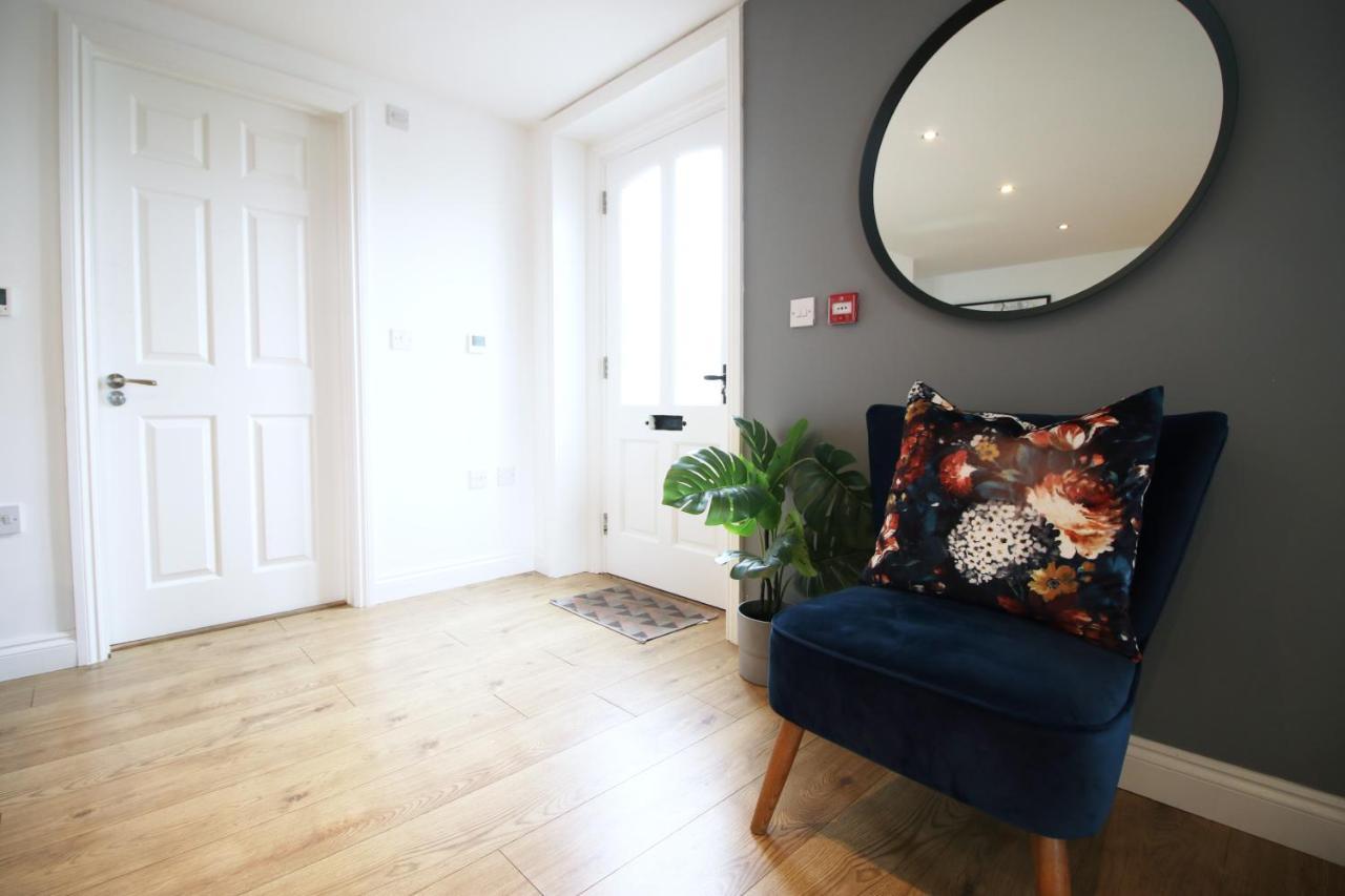 Flat 1 Batheaston By Mia Living Stylish 1 Bedroom Property With Free Parking Exterior photo